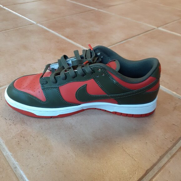 Size 9 Nike Dunk Low Cargo Khaki Mystic Red Sneakers DV0833-600 - Picture 2 of 10